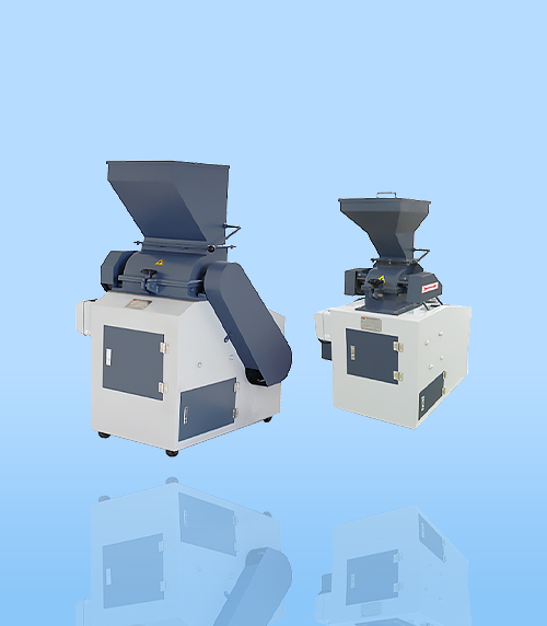 密封(feng)式錘式(shi)破碎縮(suo)分機